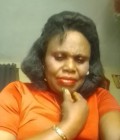 Rencontre Femme Cameroun à Lobo arrondissement  yaounde Cameroun : Soly, 57 ans